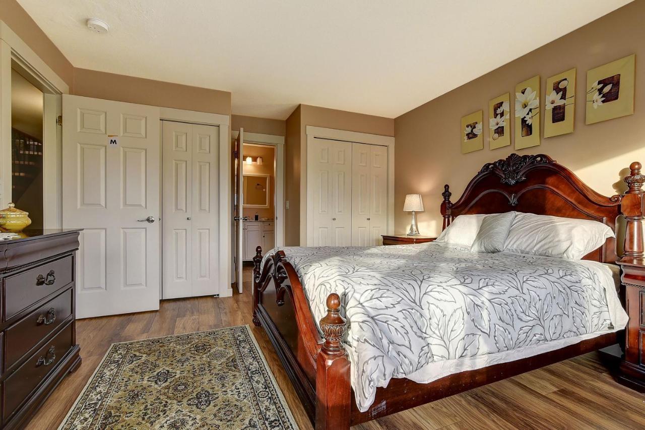 Rodee Homestay Уест Келоуна Екстериор снимка