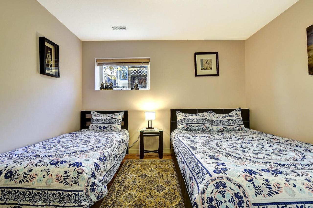 Rodee Homestay Уест Келоуна Екстериор снимка