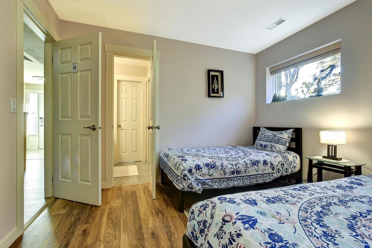 Rodee Homestay Уест Келоуна Екстериор снимка